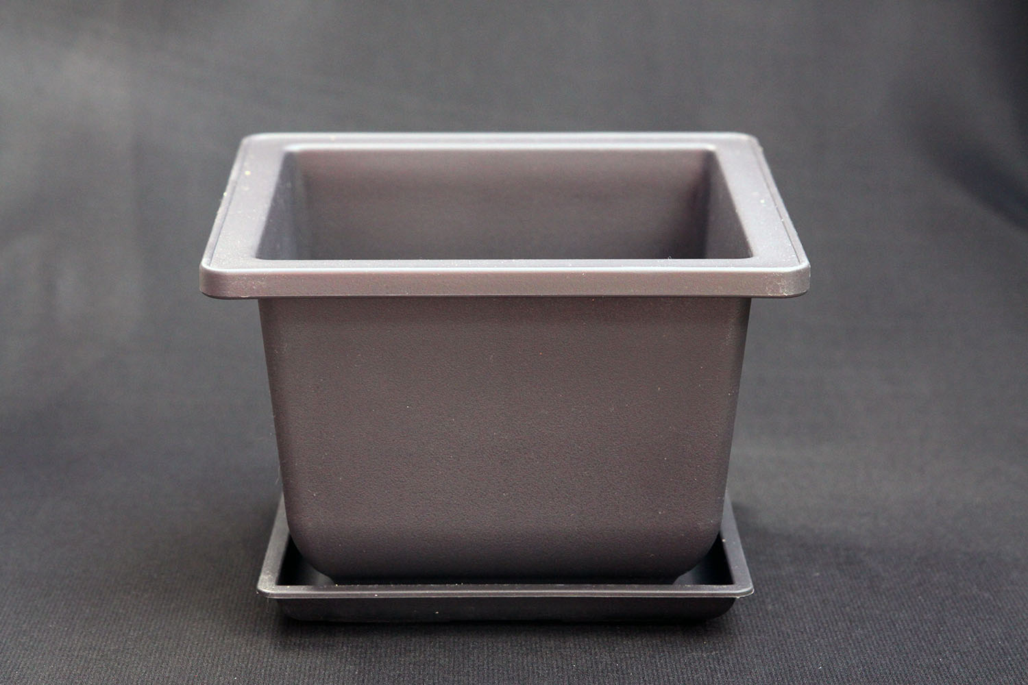 Vas Plastic cu Tava 14x14x10.5 cm